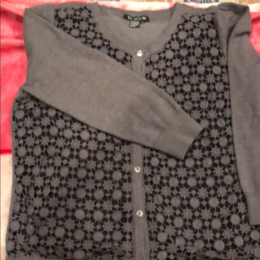 Embroidered Cardigan